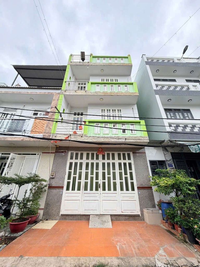 🏡 4.55 Tỷ, 54m² (5.5 x 10m), 3 Tầng, 4 PN, Hẻm ô Tô 6m, Vào Ở Ngay