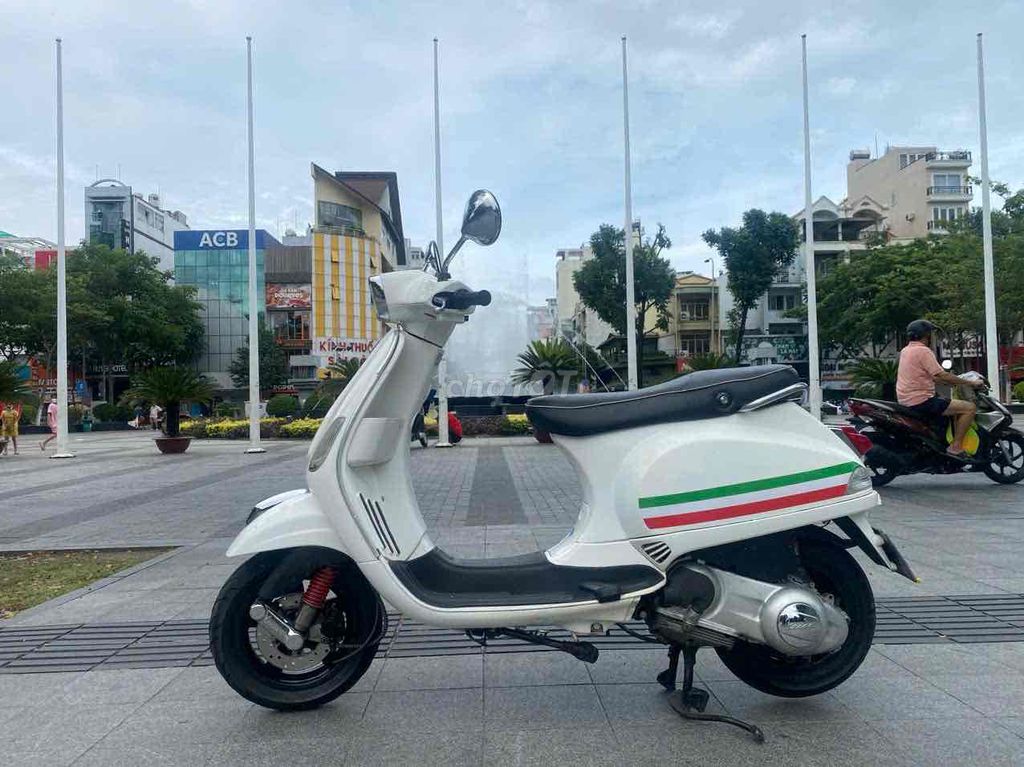 Vespa S 125ie(2012)bst70,chính chủ,xe đẹp máy êm. Mua bán Xe máy tại Quận 7 Tp Hồ Chí Minh được đăng bởi Trung Anh hình 6
