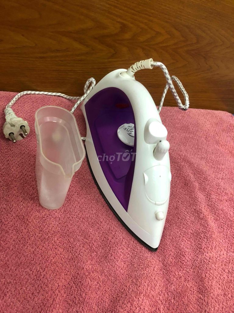 Bán cái Bàn ủi hơi nước. Mua bán Nội thất, đồ gia dụng khác tại Quận 4 Tp Hồ Chí Minh được đăng bởi Hạnh hình 1