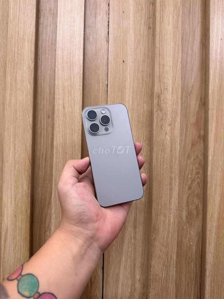 iPhone 15 Pro 128GB Xám. Mua bán Điện thoại tại Quận Đống Đa Hà Nội được đăng bởi  HT Mobie Trả góp nợ xáu bao duyệt hình 1