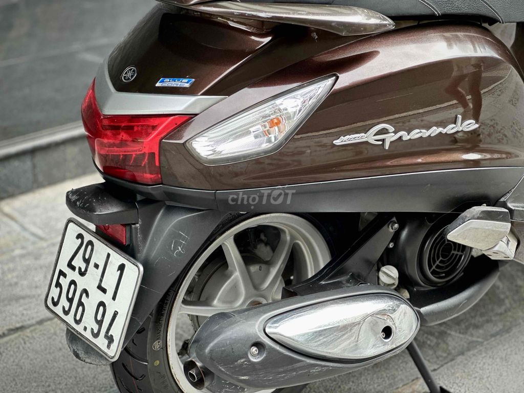 Grande Đẹp chăm sóc xe rất tốt ạ nguyên bản êm ái. Mua bán Xe máy tại Quận Ba Đình Hà Nội được đăng bởi Xe Máy Nam Thi hình 5