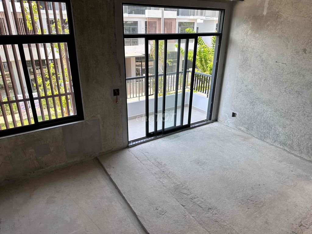 Căn góc ID Zone1, 9x15 giá full bán lỗ, 2 mặt tiền .. Mua bán nhà ở tại Huyện Long Thành Đồng Nai được đăng bởi MS TIẾN hình 1