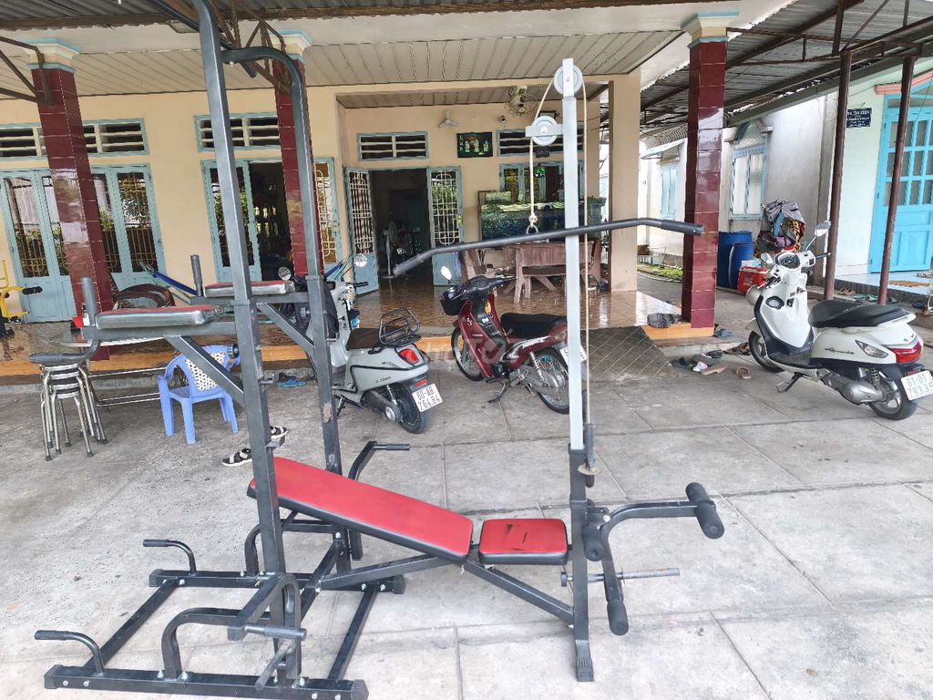 Dàn tạ đa năng Sắt Đen, Đỏ