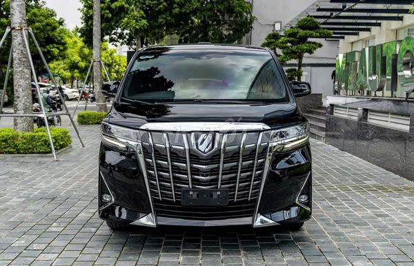 Toyota Alphard siêu mới sản xuất 2022