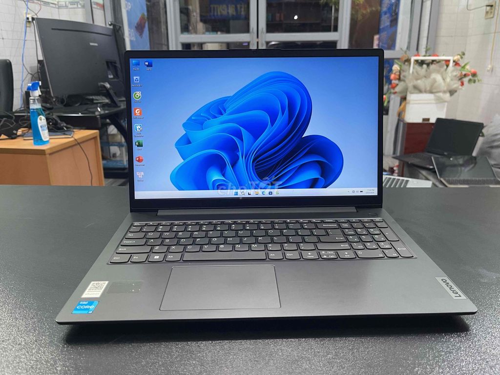 Lenovo i3-11th Gen 8GB/256GB 15.6 inch. Mua bán Laptop tại Thị xã Tân Uyên Bình Dương được đăng bởi lê âu hình 1
