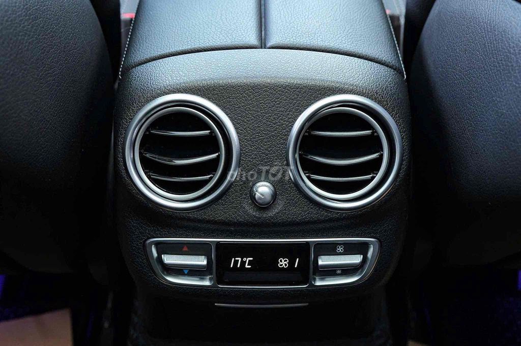 Mercedes-Benz E200 Sport 2019 Đen. Mua bán Ô tô tại Quận 7 Tp Hồ Chí Minh được đăng bởi Hoàng Anh Tuấn hình 15