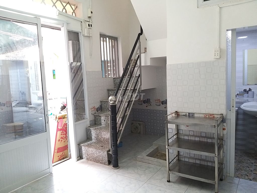 Bán Nhà Tân Phú - DT sử dụng 31,4m² - hẻm thông chợ - gần ĐH Văn Hiến