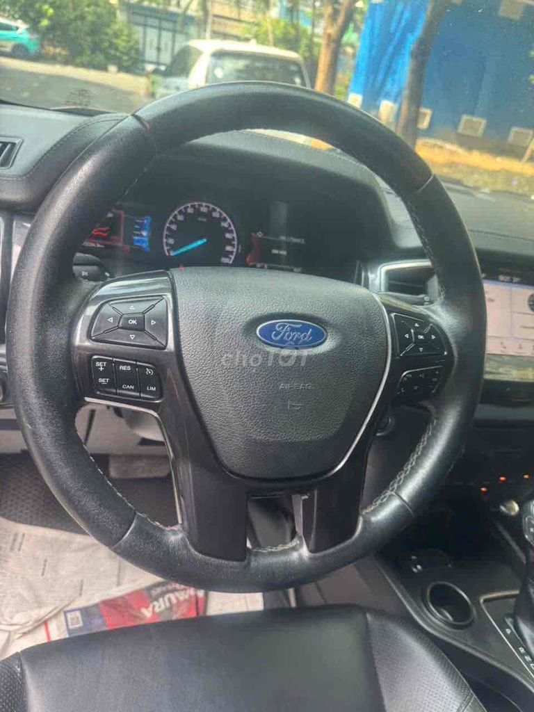 Ford Everest 2019 photo 2