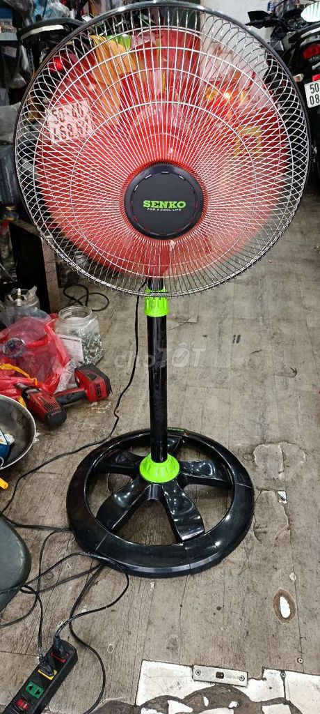 Quạt đứng Senko Đen, Đỏ, Xanh lá. Mua bán Quạt tại Quận 4 Tp Hồ Chí Minh được đăng bởi repairer motorbikes hình 1