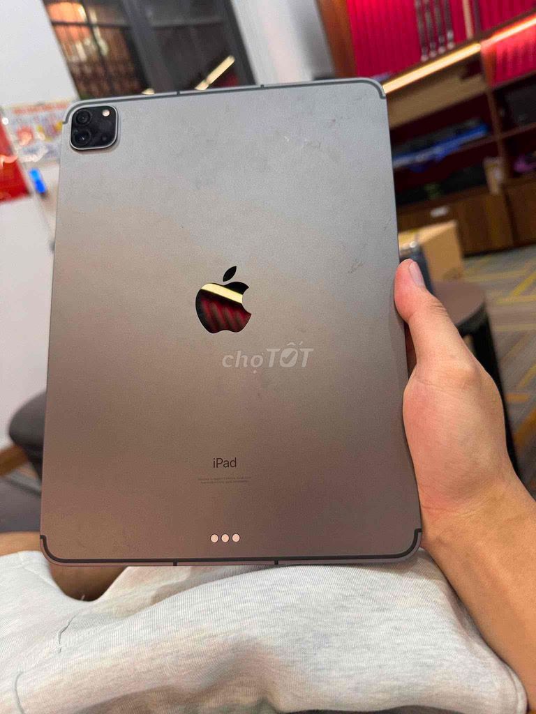 Apple iPad Pro 11 inch M1 256GB Xám Đã qua sử dụng. Mua bán Máy tính bảng tại Quận Nam Từ Liêm Hà Nội được đăng bởi Nhật Anh hình 1