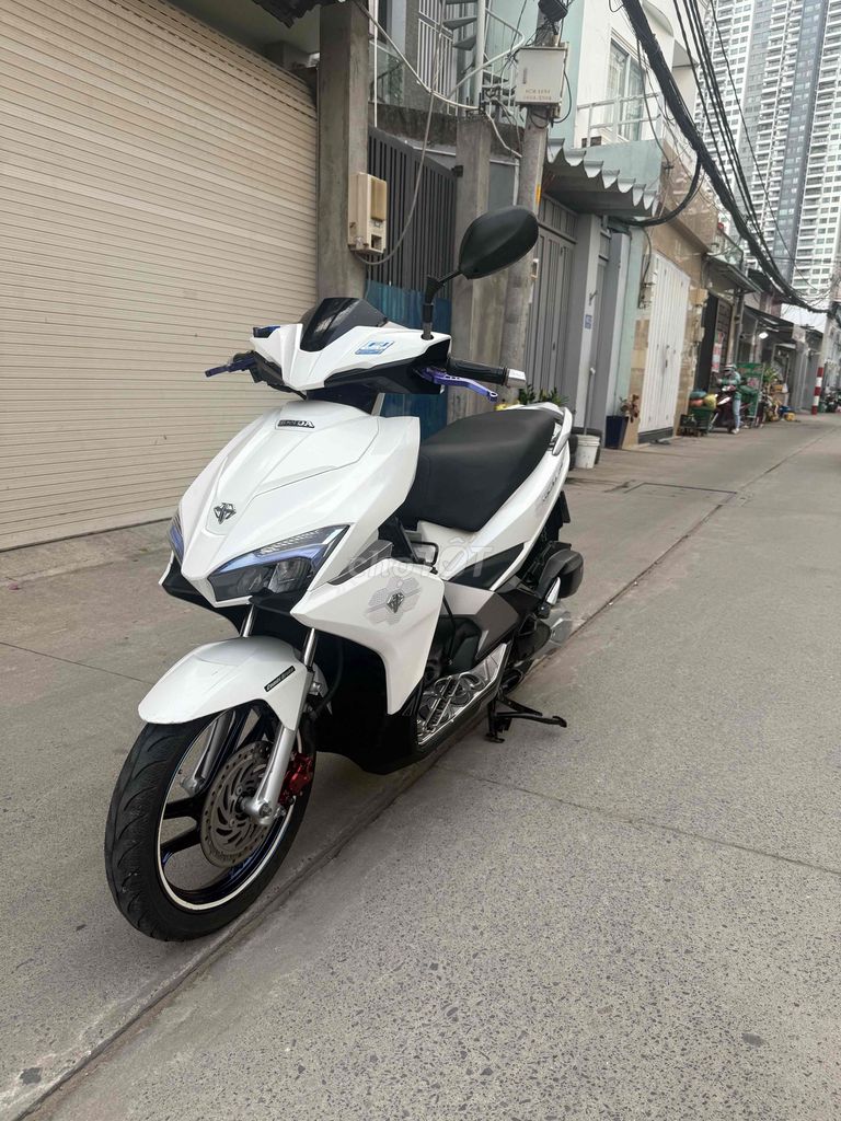 Ariblade 2017 chính chủ máy siêu chất bao zin đẹp. Mua bán Xe máy tại Quận 7 Tp Hồ Chí Minh được đăng bởi Gia Bảo  hình 4
