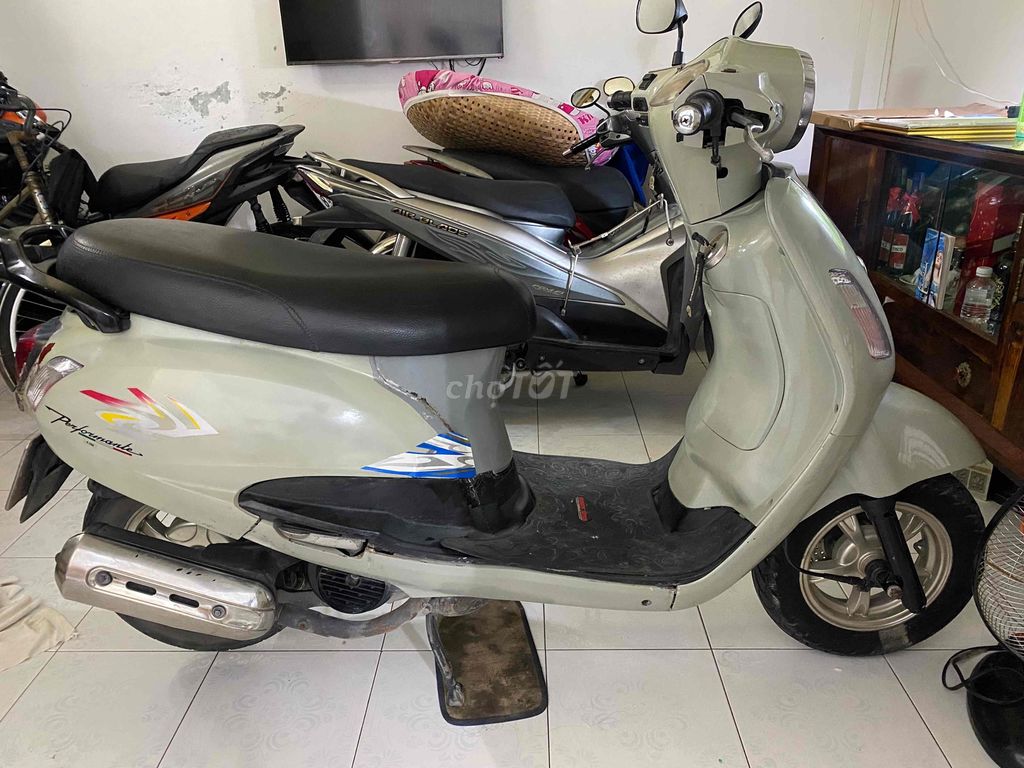 Attila Eliazabeth đời cao 2011 xe đẹp máy êm. Mua bán Xe máy tại Quận 5 Tp Hồ Chí Minh được đăng bởi JM hình 2