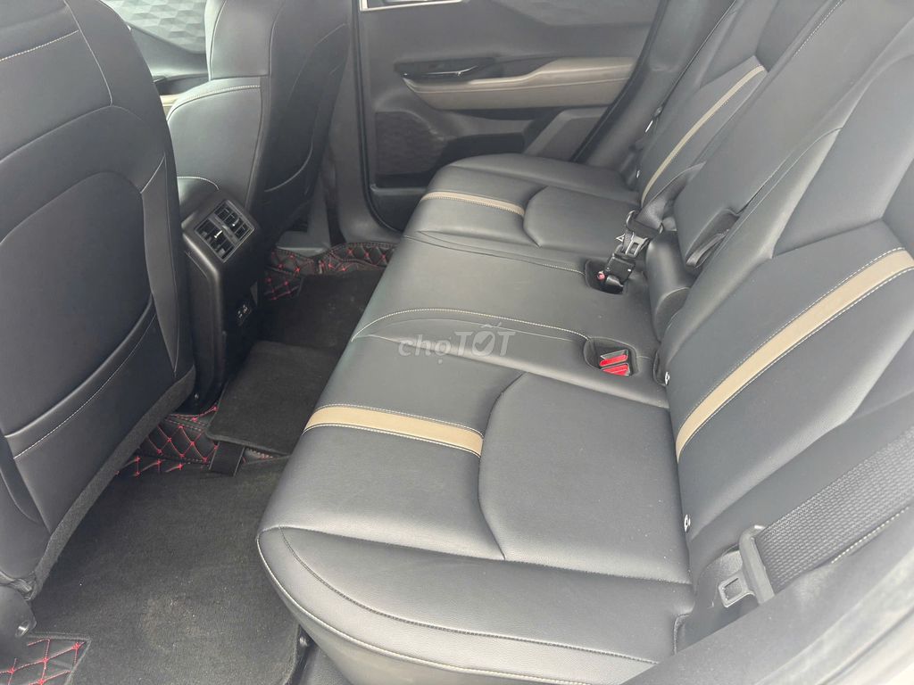 Mitsubishi Xforce 2024 Premium Trắng -  27000 km. Mua bán Ô tô tại Quận Phú Nhuận Tp Hồ Chí Minh được đăng bởi ĐỨC XE LƯỚT hình 6