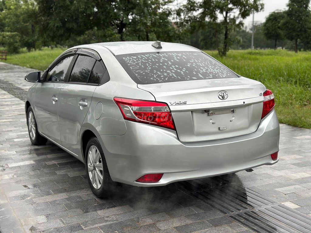 Cần bán Vios E 2017 MT Bạc Full Đồ. Mua bán Ô tô tại Quận Hoàng Mai Hà Nội được đăng bởi Thang Pham hình 17