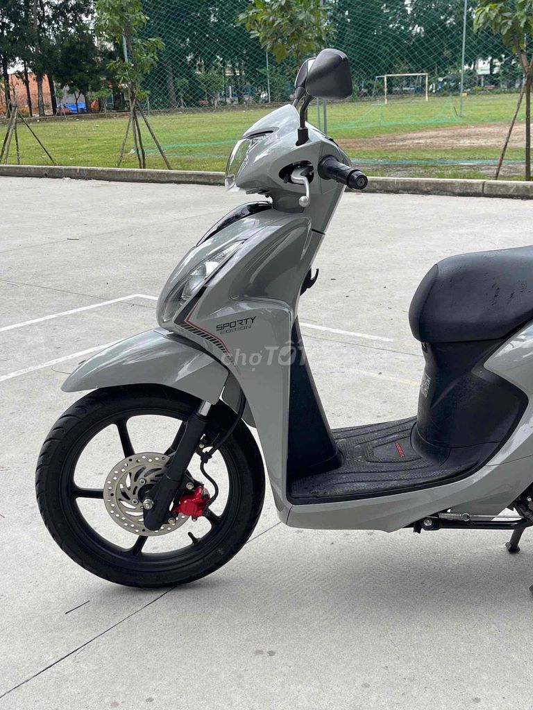 VISION 2024 BẢN SPORT–ZIN CHÍNH CHỦ–ODO 9.900KM. Mua bán Xe máy tại Thành phố Thủ Dầu Một Bình Dương được đăng bởi Xe Máy Bình Dương hình 7