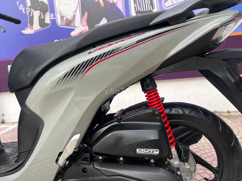 vision chính chủ từ mới cần bán. Mua bán Xe máy tại Quận Hà Đông Hà Nội được đăng bởi tung hình 4