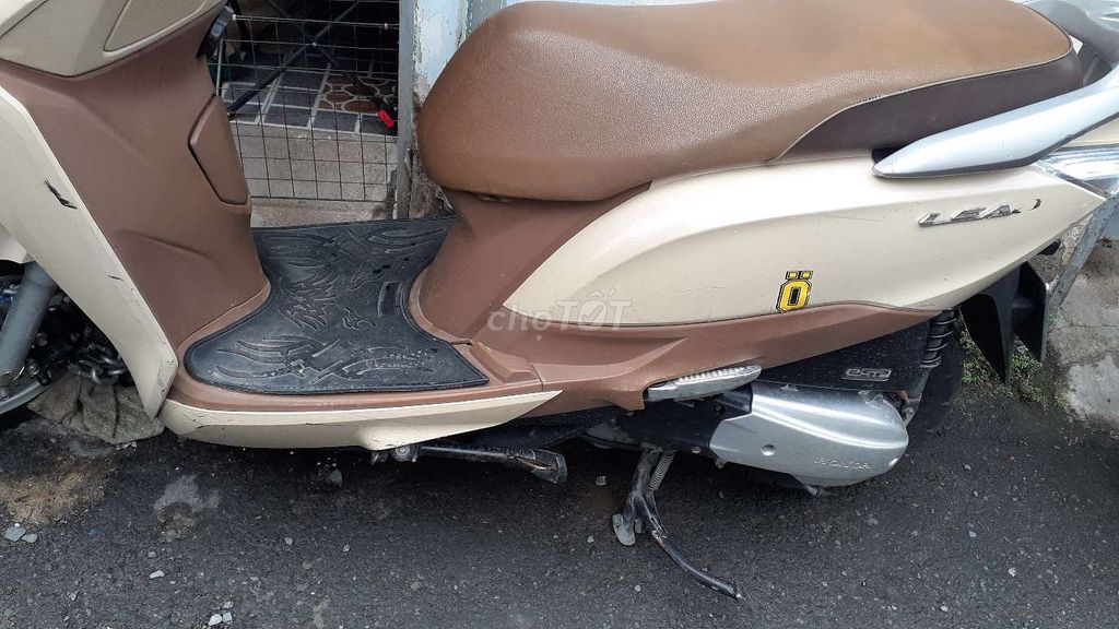 Honda Lead 2014 Vàng kem