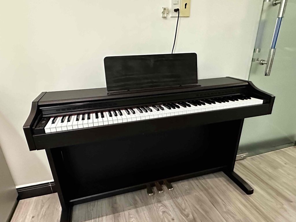 Thanh lý piano điện Casio AP-33. Mua bán Nhạc cụ tại Huyện Long Thành Đồng Nai được đăng bởi Lê Huy hình 1