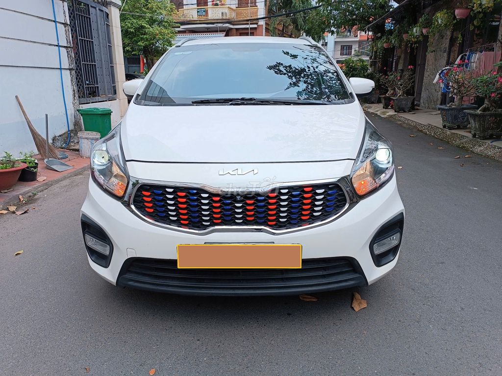 Kia Rondo 2020 Trắng 58000 km. Mua bán Ô tô tại Quận Gò Vấp Tp Hồ Chí Minh được đăng bởi Việt 8080 hình 1
