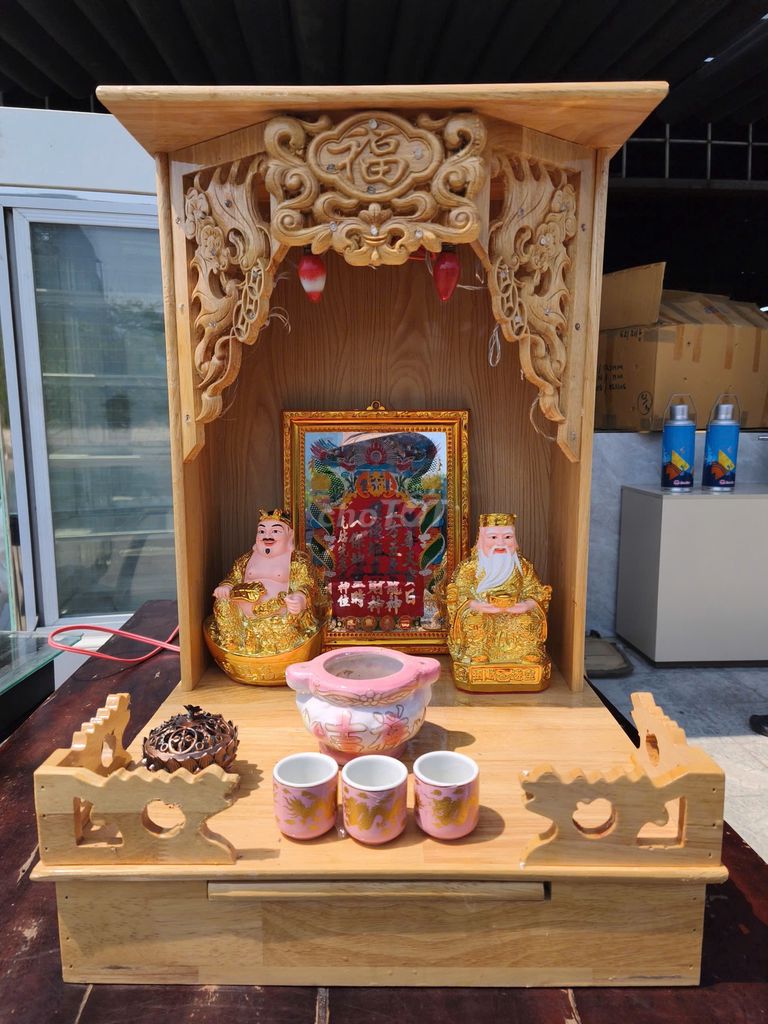 Bàn thờ Thần Tài Gỗ Vàng. Mua bán Nội thất, đồ gia dụng khác tại Quận Ngũ Hành Sơn Đà Nẵng được đăng bởi Đồ Cũ TTpro hình 1