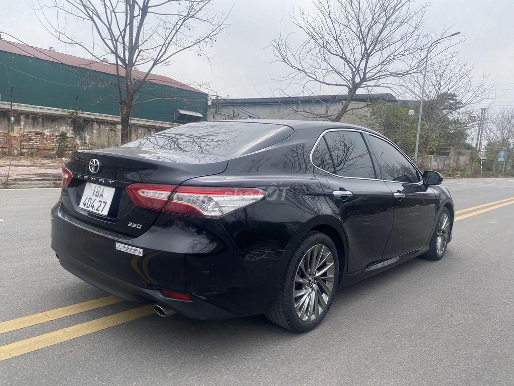 Toyota Camry 2020 2.5G - 60000 km