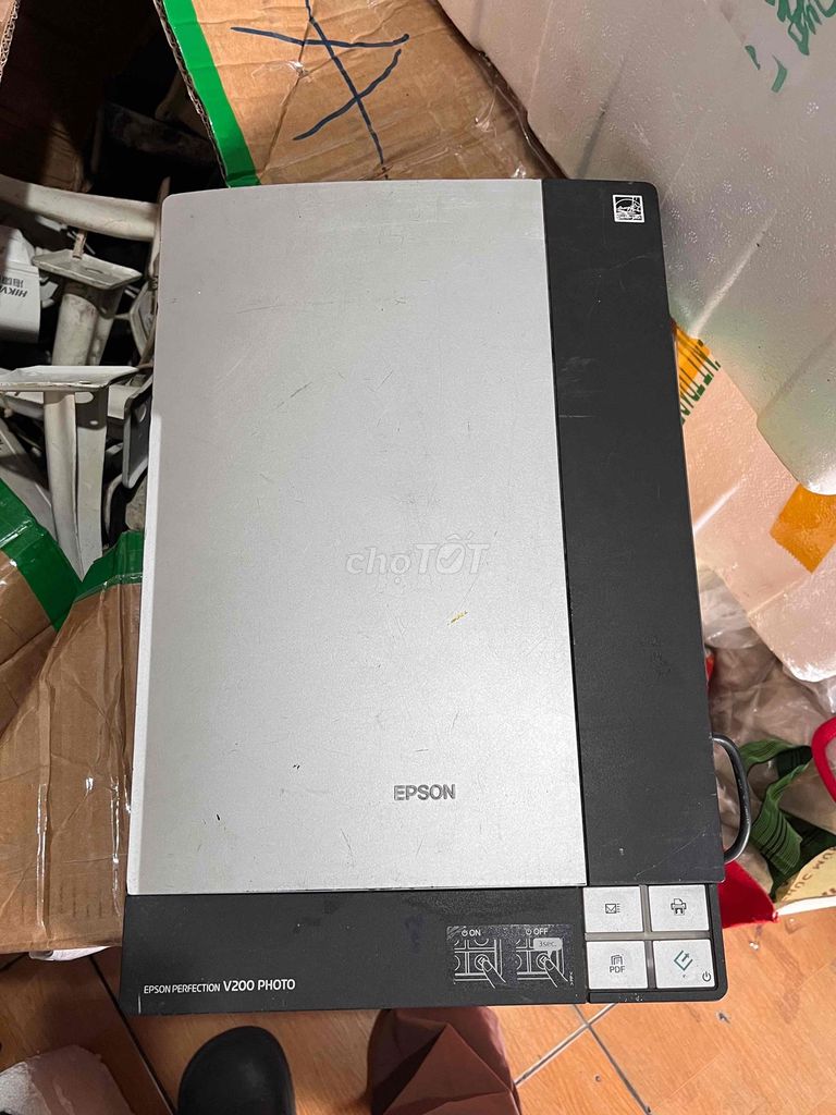 Máy scan Epson Perfection V200 Photo. Mua bán Đồ dùng văn phòng tại Quận Phú Nhuận Tp Hồ Chí Minh được đăng bởi  Bông Lê chuyên sỉ và lẻ âm thanh Nhật Mỹ hình 1