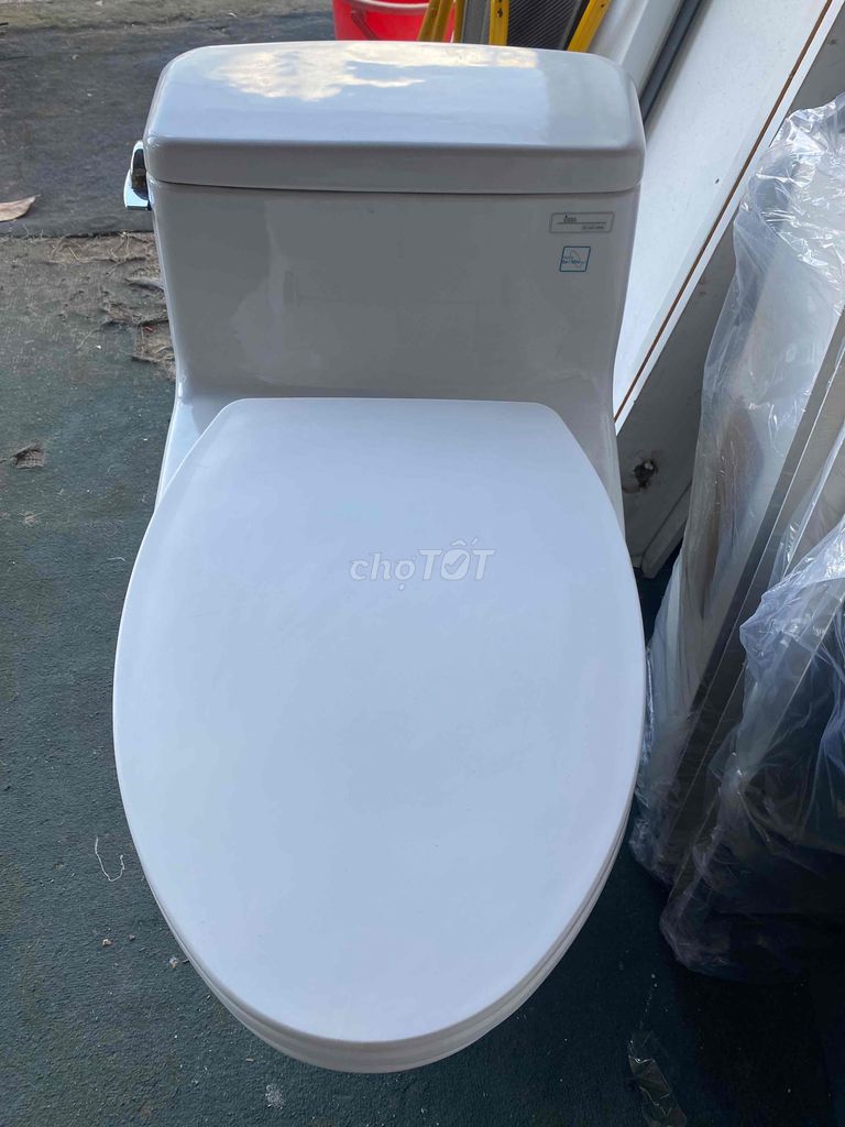 Bồn cầu Toto C884 mới 90% giá rẻ 🚽🚽🚽