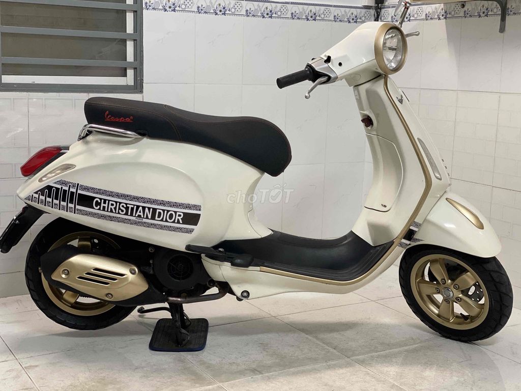 Vespa Primavera 3vie 2014.