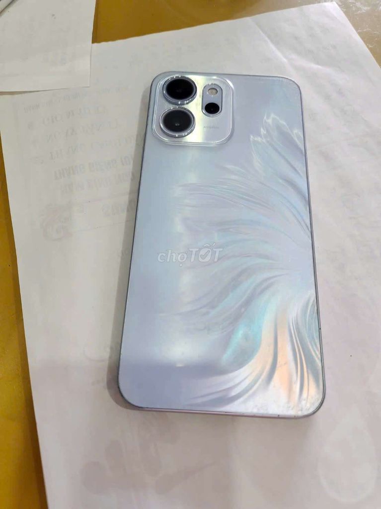 OPPO Reno14 F 5G 256GB Bạc. Mua bán Điện thoại tại Thành phố Sóc Trăng Sóc Trăng được đăng bởi Mr Quỳnh hình 1