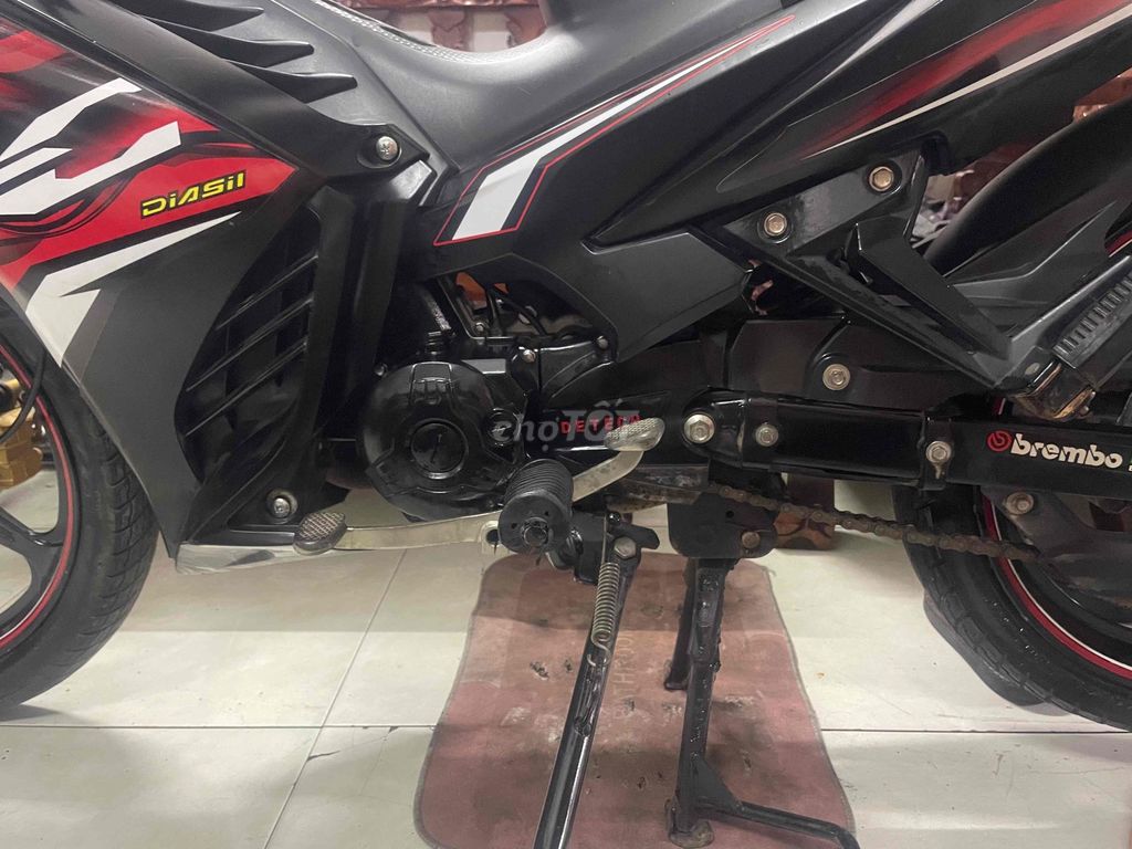 Yamaha Exciter 50 2022 Черно-красный