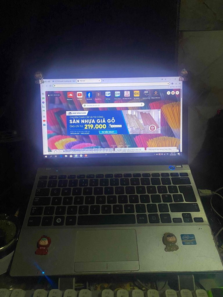 Samsung Laptop i3-2330M 4GB Đen. Mua bán Laptop tại Thành phố Thủ Đức Tp Hồ Chí Minh được đăng bởi Trương Long hình 1