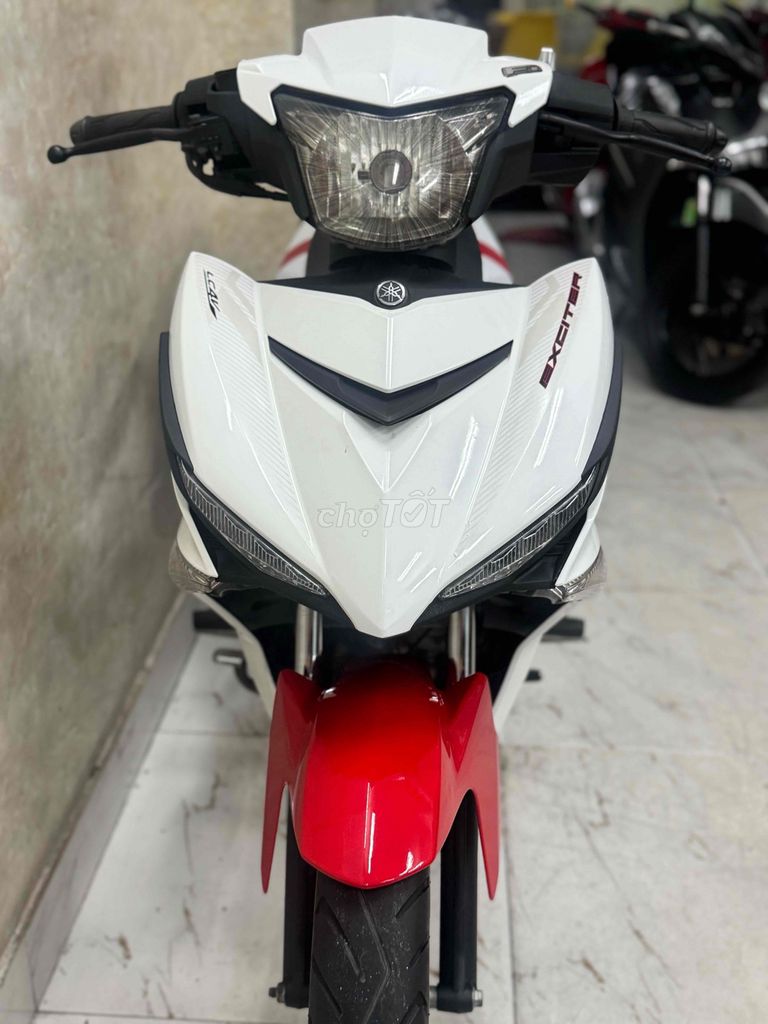 Ex 150 trắng đỏ mới keng máy siêu ngon 43E1-354.55. Mua bán Xe máy tại Quận Sơn Trà Đà Nẵng được đăng bởi Minh Dũng bán trả góp 136 vân đồn  hình 3