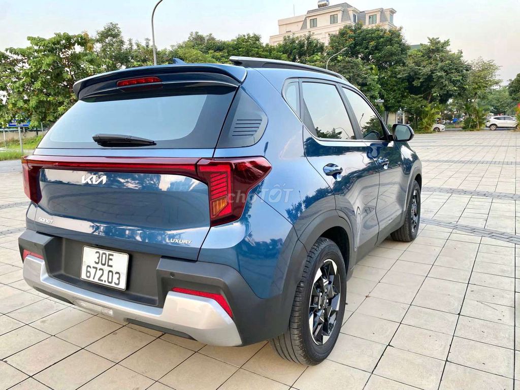 Kia Sonet Luxury 2025 синий АКПП Вьетнам