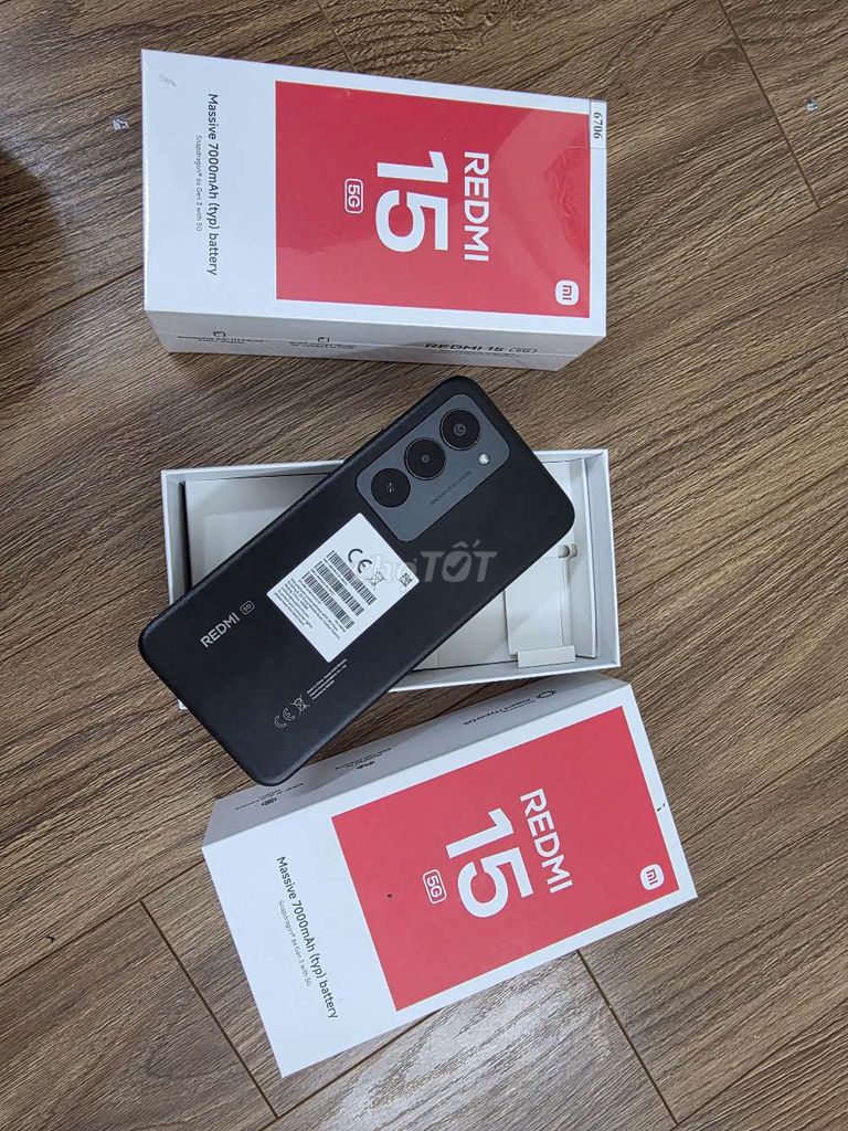 Xiaomi Redmi 15 5G 256GB Đen. Mua bán Điện thoại tại Quận Cầu Giấy Hà Nội được đăng bởi Nguyễn Quyền hình 1