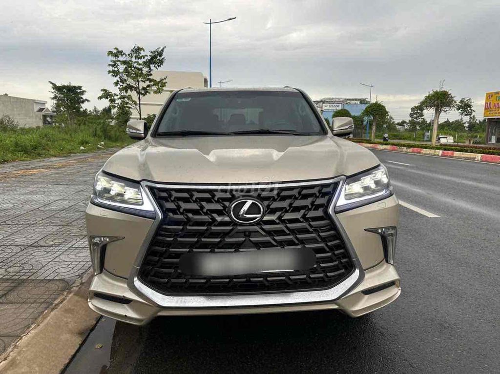 Lexus LX 2019 570 Super Sport - 45000 km. Mua bán Ô tô tại Quận 7 Tp Hồ Chí Minh được đăng bởi auto thanh tâm  hình 1