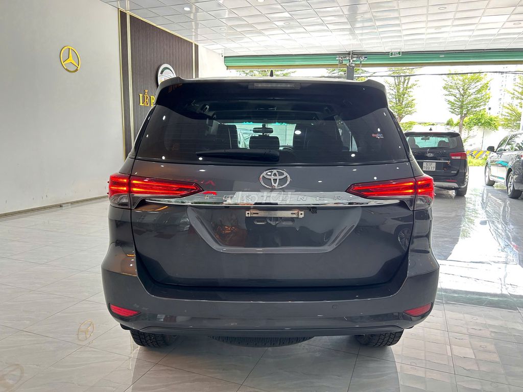 Toyota Fortuner 2.7V 4x2 2018 Đi 41.000km Zin 95%. Mua bán Ô tô tại Huyện Nhơn Trạch Đồng Nai được đăng bởi Tuấn Sài Gòn Car Auto hình 4