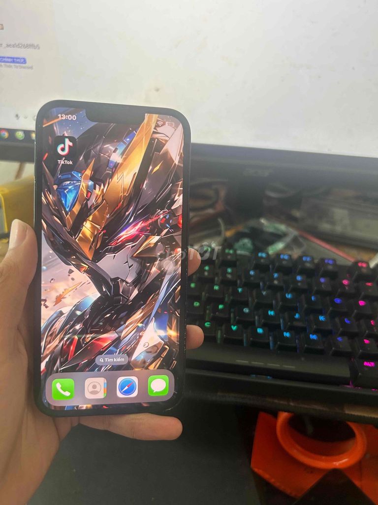 Apple iPhone 13 Đen 128gb. Mua bán Điện thoại tại Huyện Bình Chánh Tp Hồ Chí Minh được đăng bởi Huy Tuấn hình 1