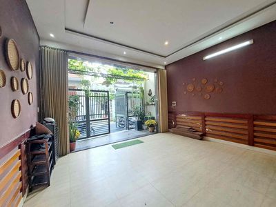 Аренда · 4 комн. · 100 м² · Quận Sơn Trà, ул. An Hải