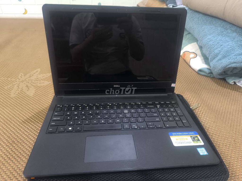 Bán dell 3559 core i5 6200 ram 8g ổ ssd 240g