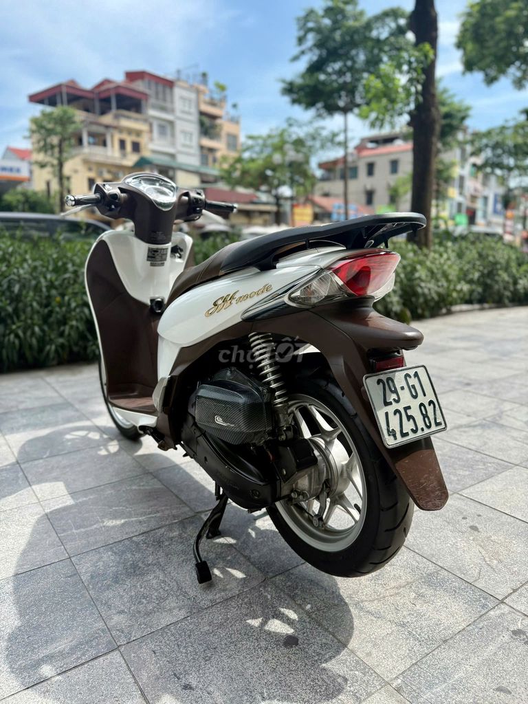 Shmode cuối 2014 trắng khoá tìm xe. Mua bán Xe máy tại Quận Hoàng Mai Hà Nội được đăng bởi Trường Giang Phạm hình 7