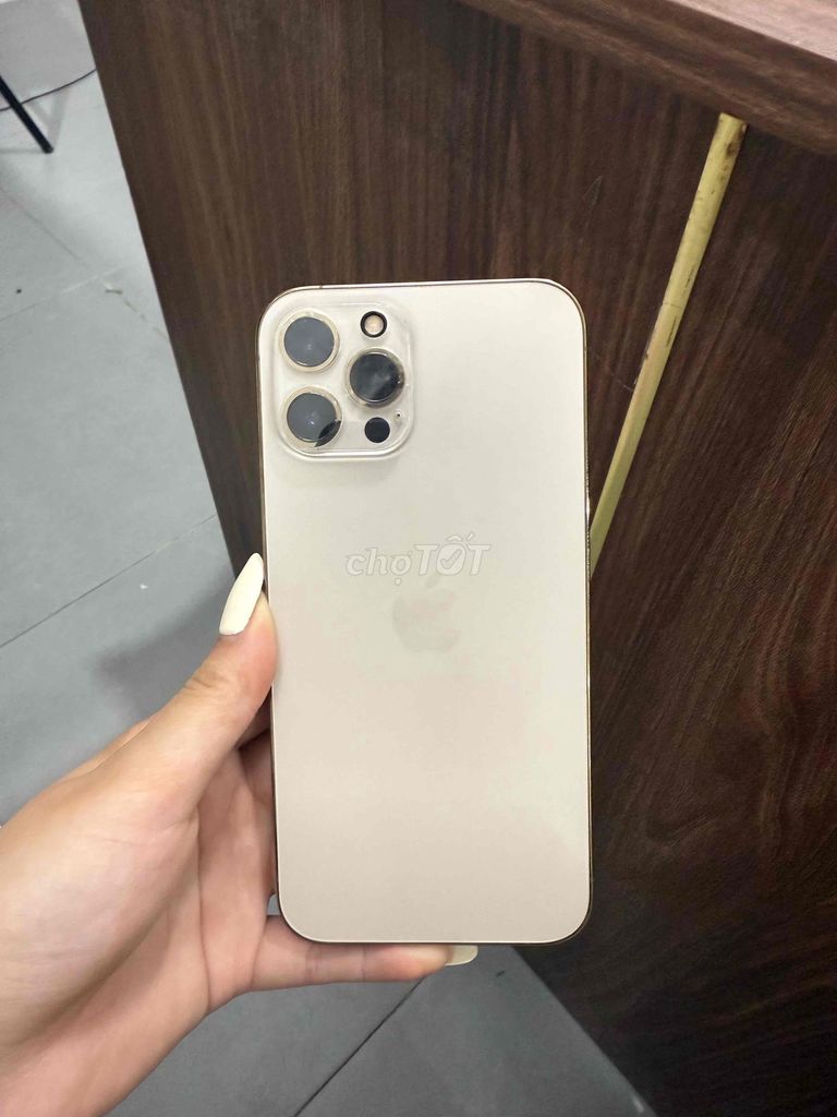 iPhone 12 Pro Max 128GB Vàng thanh lí. Mua bán Điện thoại tại Quận Cầu Giấy Hà Nội được đăng bởi hiếu hình 1
