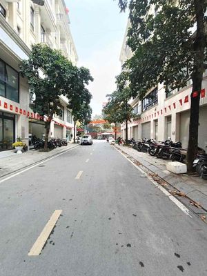 siêu biệt thự 91 m him lam Vạn Phúc Hà Đông