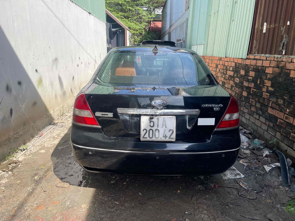 Ford Mondeo 5 chỗ màu Đen. Mua bán Ô tô tại Quận 12 Tp Hồ Chí Minh được đăng bởi Dũng Ô Tô hình 4