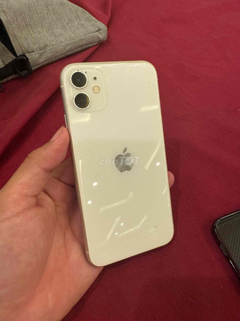 Apple iPhone 11 128GB Trắng Đã sử dụng. Mua bán Điện thoại tại Thành phố Huế Thừa Thiên Huế được đăng bởi Bá Vương hình 1