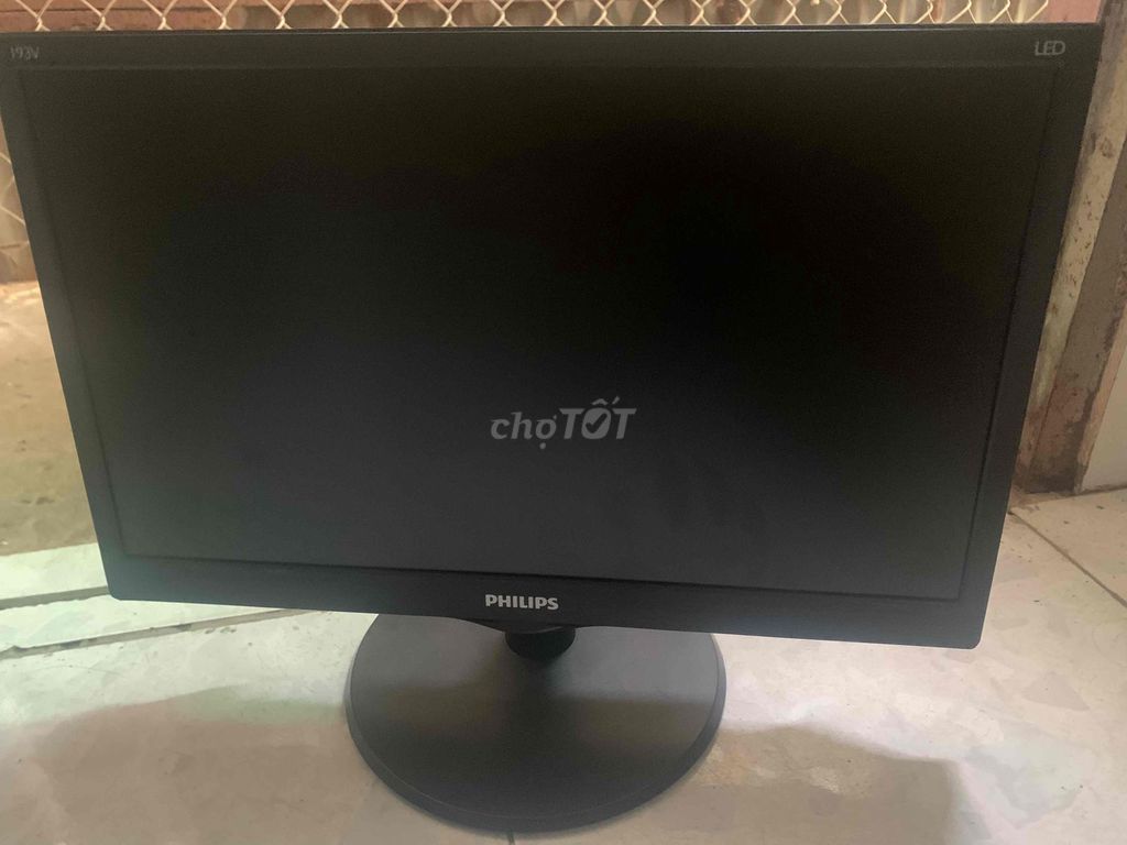 Màn hình Philips 19 inch Đen. Mua bán Phụ kiện (Màn hình, Chuột...) tại Huyện Châu Thành An Giang được đăng bởi Văn Hậu hình 1
