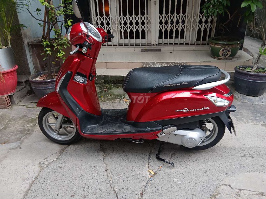 Yamaha Grande 2016 красный