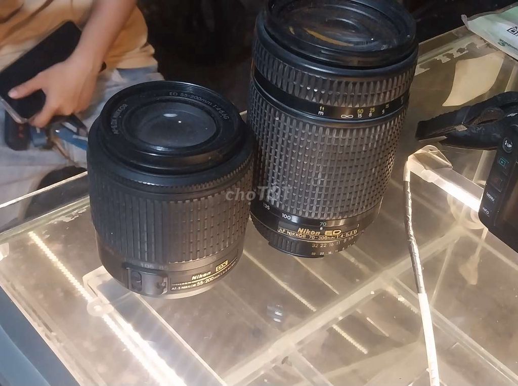 Thanh lí 2 lens máy Canon và Nikon cho thợ