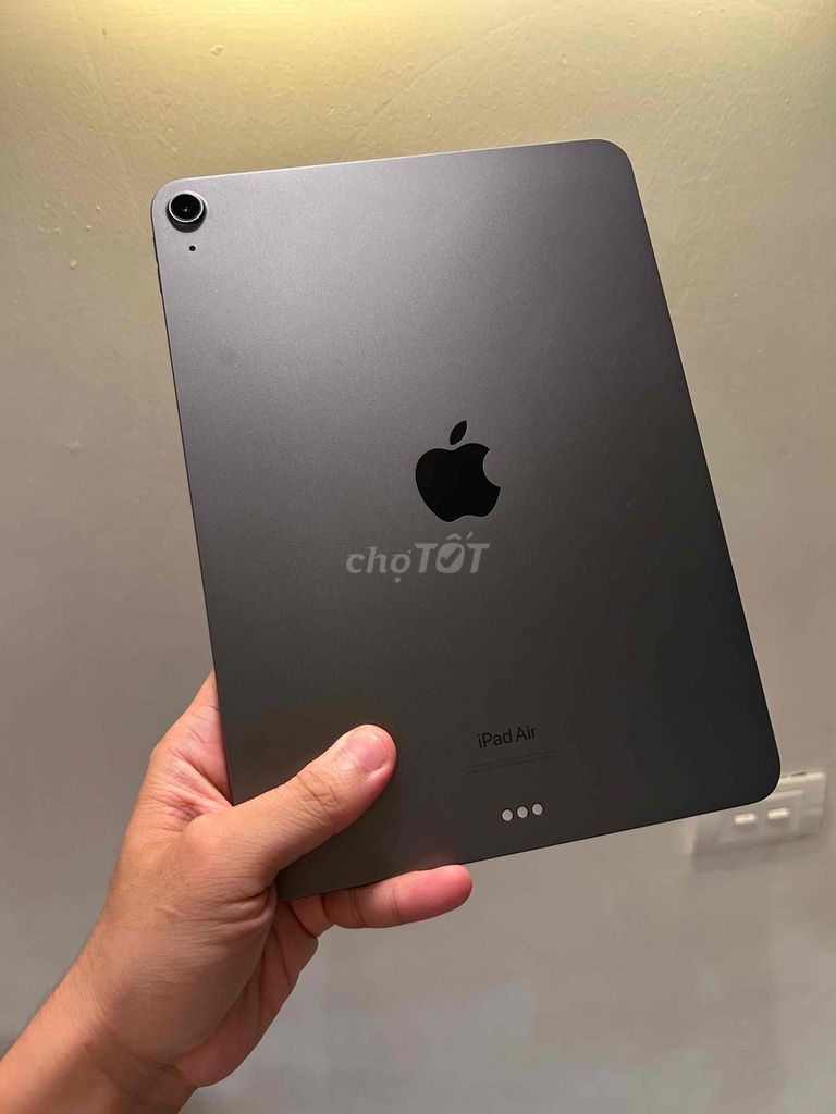 iPad Air 5 256G 5G Gray  99.99% - Oder USA. Mua bán Máy tính bảng tại Quận Đống Đa Hà Nội được đăng bởi Hoàng Điển Trai Long hình 1