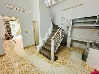NHÀ NGUYÊN CĂN 2PN - NGAY BẮC HẢI GẦN BÁCH KHOA