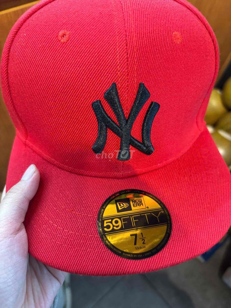 Nón New Era 59FIFTY Đỏ MLB. Mua bán Phụ kiện thời trang khác tại Thành phố Thuận An Bình Dương được đăng bởi Nguyễn Vy hình 1